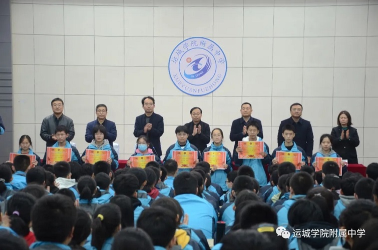 1639310048224431.jpg 640.webp (1).jpg