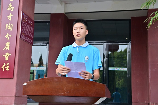 1756265606311923.jpg 柴芃伯3.JPG