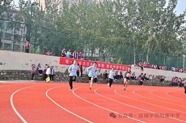 1762762709916325.jpg 学生2.jpg